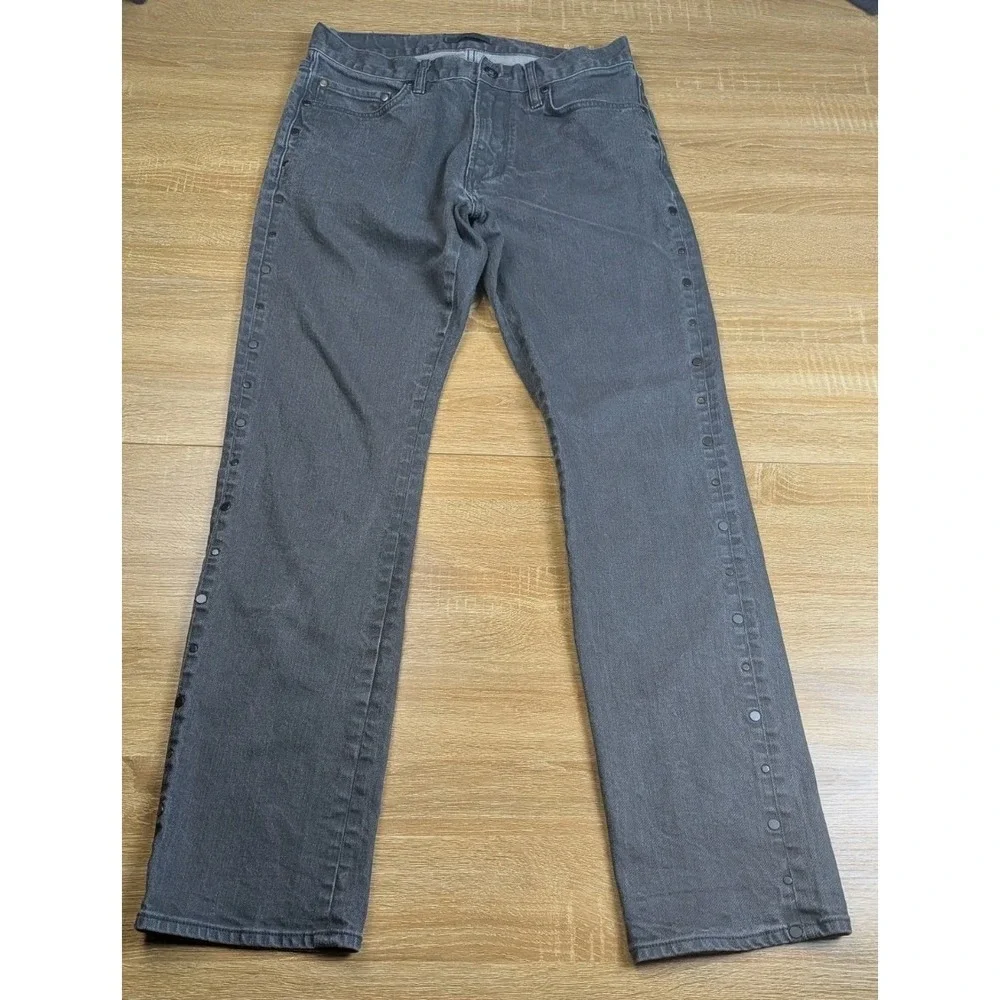 John Varvatos product pair
